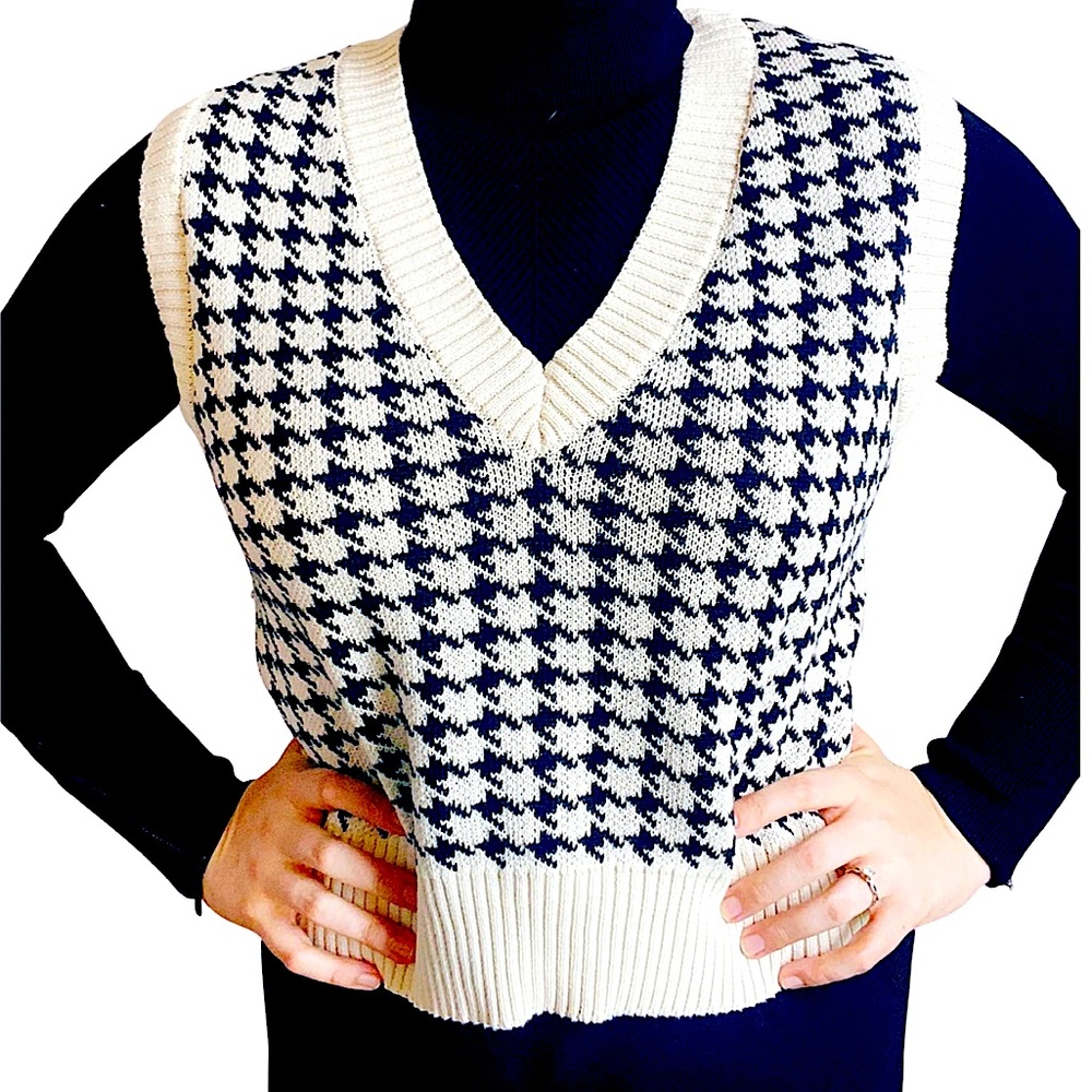 NWOT Houndstooth Cream and Black Sleeveless V-Neck Sweater Vest MEDIUM Knitwear
